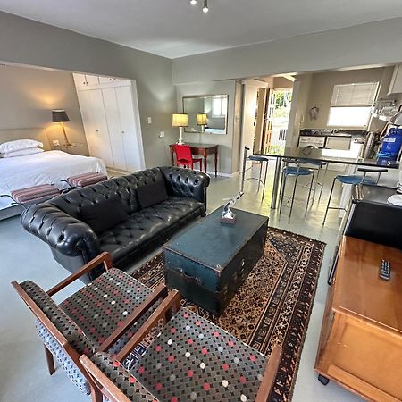 Green Point Self Catering Studios Cape Town Exterior photo